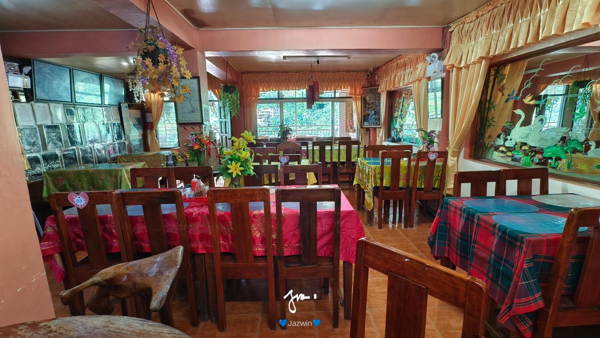 People'S Lodge And Restaurant バナウェ エクステリア 写真